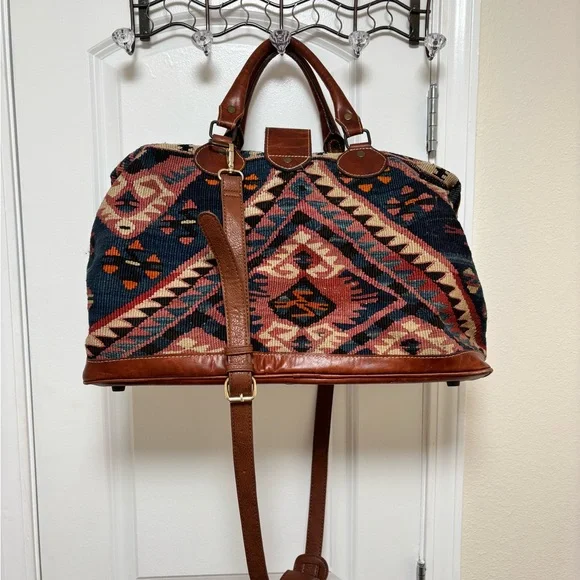 Vintage Turkish Kilim Travel Bag - Picture 7 of 14